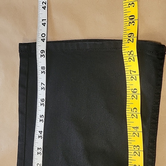 Lee Size 12P Regular Fit Boot Cut Mid Rise Black Jeans, Excellent Used Condition - Picture 7 of 14